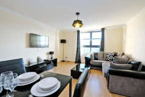 OrangeApartments Riverside Drive,5 Minutes from City Centre